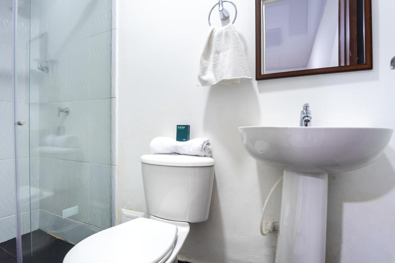 Hotel Neiva Urdaneta エクステリア 写真