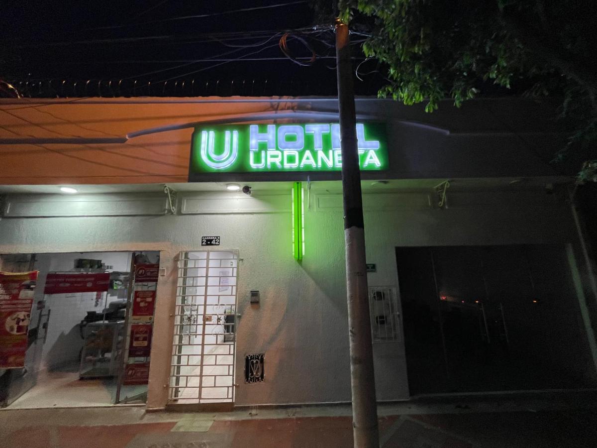 Hotel Neiva Urdaneta エクステリア 写真